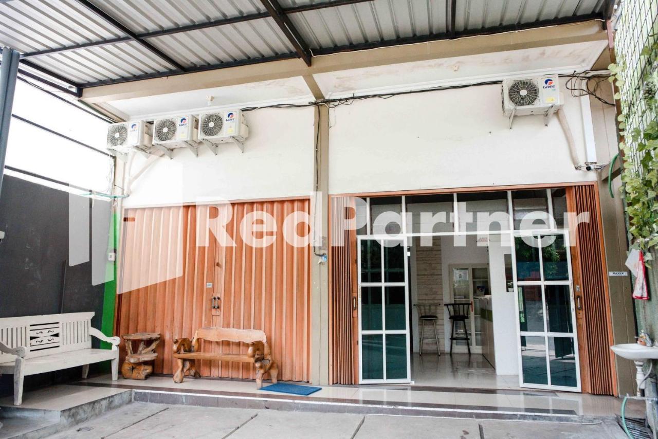 Happy Inn Puspo Mitra Reddoorz Jomblang Exterior foto
