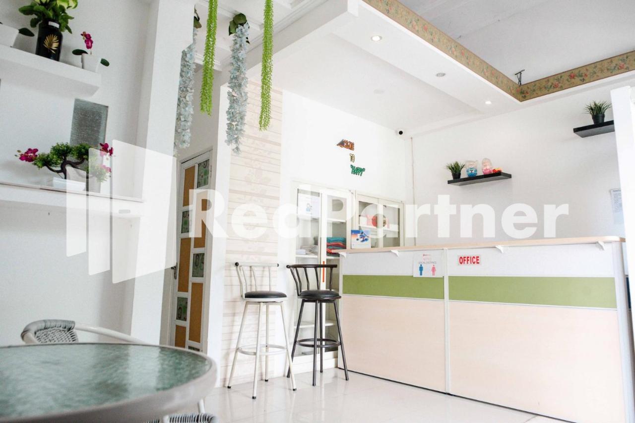 Happy Inn Puspo Mitra Reddoorz Jomblang Exterior foto